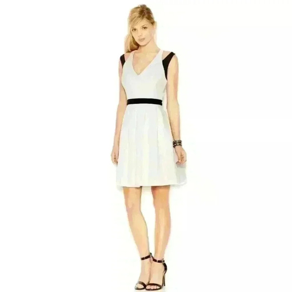 NWT Jessica Simpson Contrast Fit & Flare Dress, Size 8; $128 - Picture 1 of 7